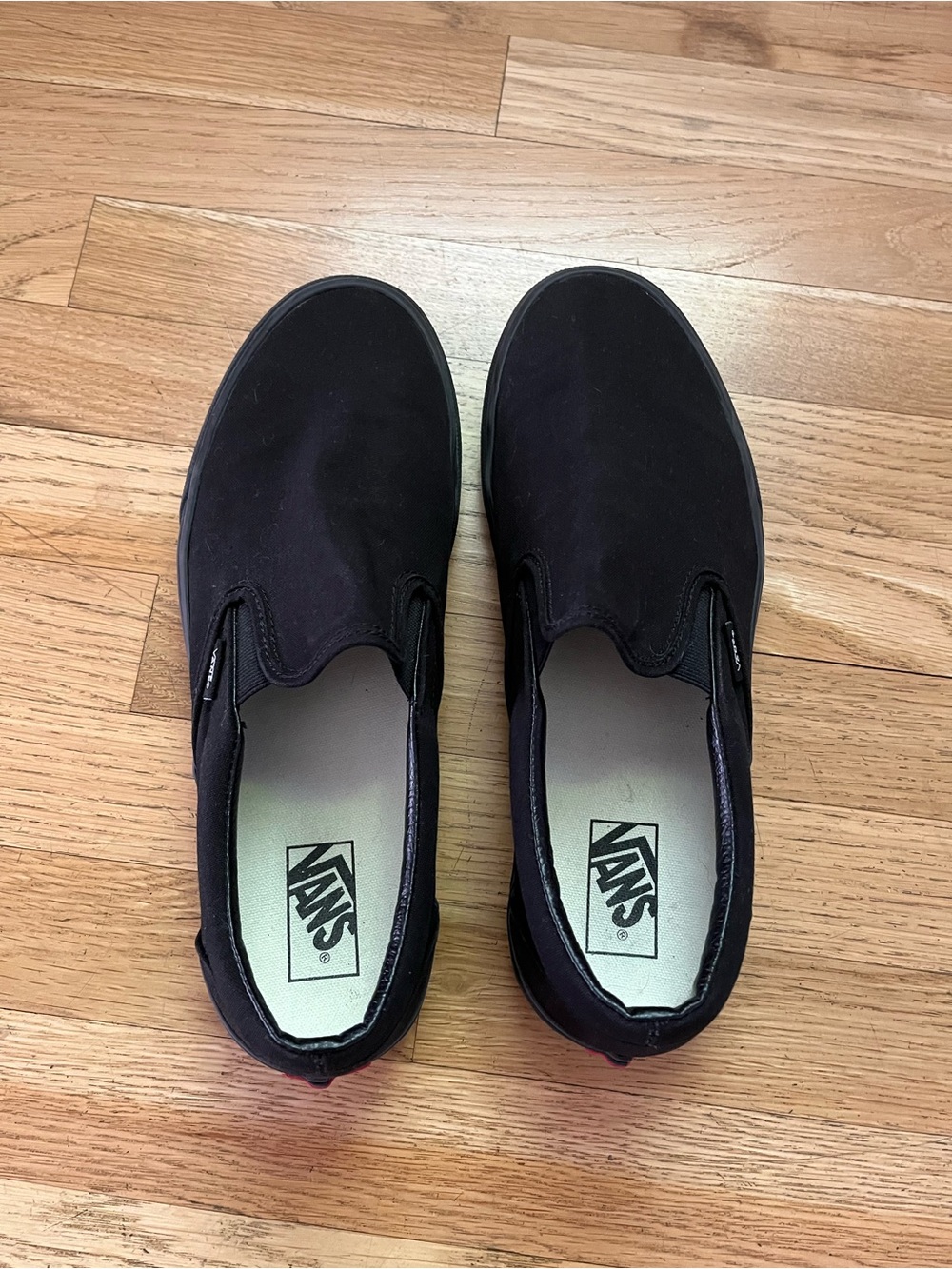 Vans Classic Black Slip-On Canvas Loafers (barely worn in excellent condition!)
